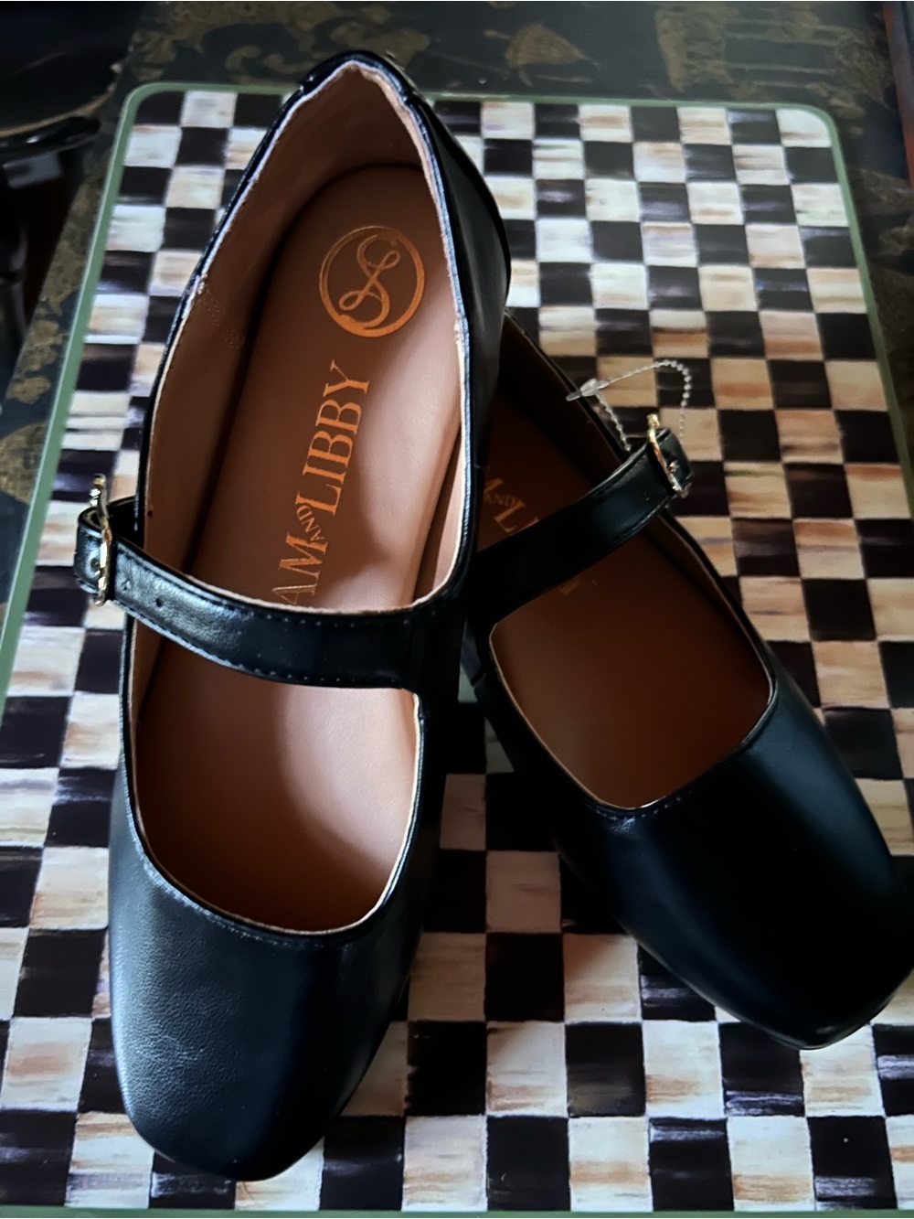 Sam & Libby Maryjane Black Flats Shoes 
Size 6